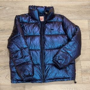 Levi's
Metallic Puffer Jacket